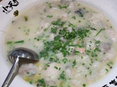 -严记小天府酸菜鱼(西四路店)