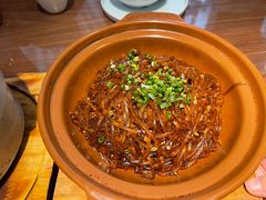 -有红鸡毛店·川菜(建设路店)