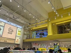 -咻啵翔翔零食基地(万达广场店)