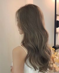 -十六番发型师事务所