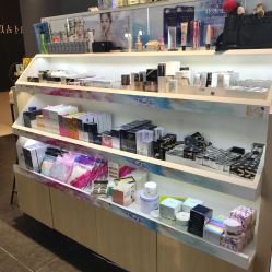 -唐三彩智能美妆体验馆