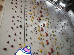 -山之巅攀岩馆(太古城店)