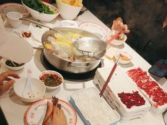 -八合里牛肉火锅(上海世茂广场店)