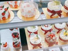 -花花卷卷·鲜食蛋糕(静安久光百货店)