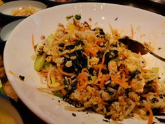 -明洞阿姨·韩式酱蟹烤肉·创意料理(三元桥店)