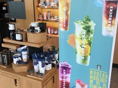 零售区-星巴克(南京孵鹰大厦店)