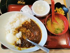 温泉蛋咖喱-食其家·牛丼咖喱(中山公园地铁站店)