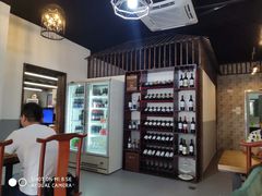 -老谭虾王蟹皇·龙虾·烧烤(蝴蝶湾店)