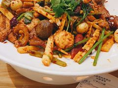 -拿渡·水煮鱼麻辣香锅(王府井奥莱·香江小镇店)