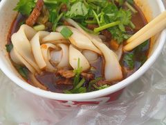 -牛师傅牛肉面(尚隆路店)