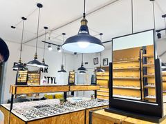 -罗伯特眼镜·蔡司官方授权(罗湖国贸店)