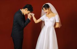 -雪中彩影婚纱摄影·微光艺术中心