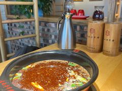 红锅-袁记串串香(梁家巷店)