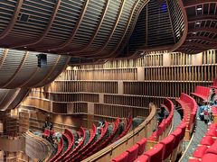 -交通银行前滩31演艺中心