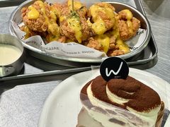 -W COLLECTIVE  DESSERT SHOP