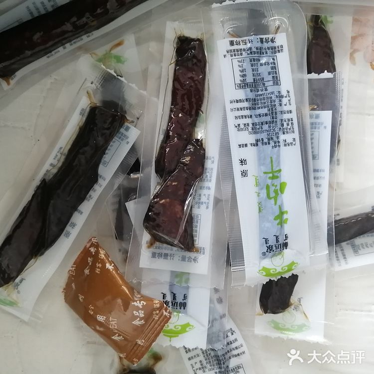内蒙古牛肉干又叫内蒙古风干牛肉，风干牛肉干，手撕牛肉干