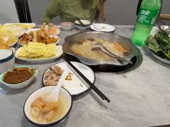 -光头药膳鸡(莱茵小镇店)