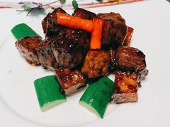 黑椒牛肉粒-宴周康·精致江浙菜(周浦店)
