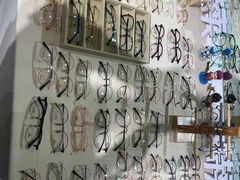-肆兮眼镜·蔡司·徕卡战略合作店(大坪店)