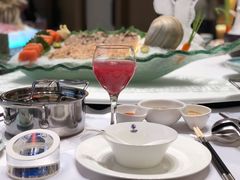 柠檬雪梨火龙果汁-红鼎豆捞·非遗鲍皇汤火锅(宝丰路店)