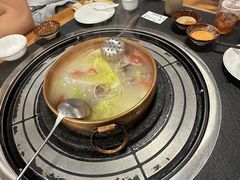 -阿山卓·野生菌火锅·纳西火塘烤肉