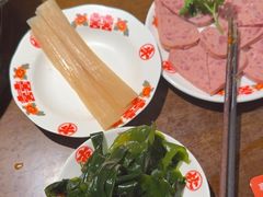 -牛市坎火锅(建设路店)