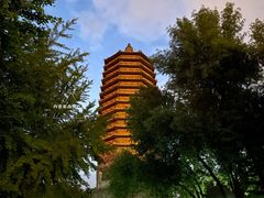 -玲珑塔公园