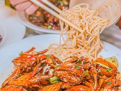 -捌贰虾蟹·江湖菜馆(江汉路店)