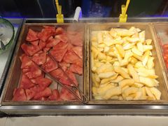 -蒙肥羊·酸汤潮牛·鲜牛肉火锅烤肉自助(岗顶店)