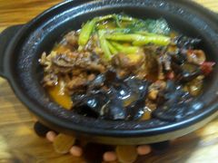 -杨铭宇黄焖鸡(新华路店)