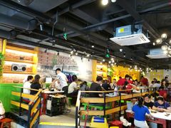 大堂-钢管厂五区小郡肝串串香(南山店)