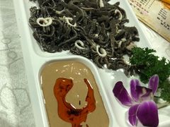 -羊家胡同·龙虾烧烤火锅(龙汇路店)