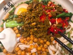 -湘人龙记老长沙米粉(鸟巢店)