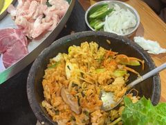 -哈哈碳都·牛肋条无限自助烤肉(宝龙店)