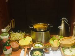 -独食火锅·半米屋台(直营总店)