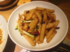 -吃饭皇帝大土家民族菜(正大广场店)