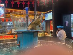 -魏铭鱼头捞饭(晋阳路店)