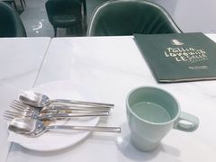 -丽莎沙拉轻食餐厅(国贸店)