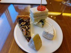 -广州中心皇冠假日酒店·汇点大堂吧