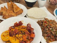 -米赫曼新疆餐厅·清真(老沪闵路店)