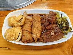 -明姨仔潮汕美食·碳炉猪脚·汕尾牛腩饭·起片鸡煲(起义路店)