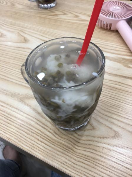 阿婆绿豆汤(养育巷店)-"夏天绿豆汤来一波,吃习惯了某记,习惯性的.