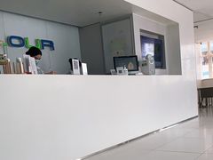 -卡罗酒店(东门晒布地铁站店)