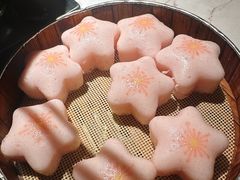 -小凤庭·地道湖北菜武昌鱼·藕汤(38年黄鹤楼店)