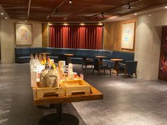 大堂-青年公社烤鸭(青年路店)