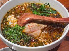 -SHAN山(前滩太古里店)