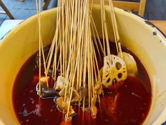 -拈签一笑黄牛肉辣卤串串