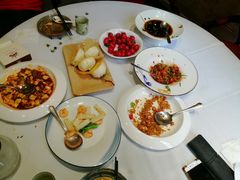 -老船夫婚宴婚庆会馆(延吉路店)