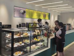 面包甜点陈列柜-星巴克臻选(上海淮海百盛购物中心店)