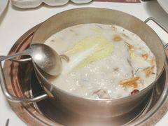 -洪氏嗨捞·猪肚鸡火锅(阳光天地店)